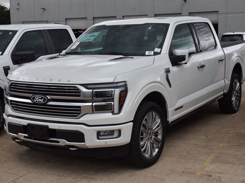 Used 2024 Ford F150 Platinum w/ Equipment Group 703A Plus AWD/4WD image 2