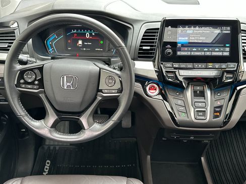 Used 2024 Honda Odyssey Touring image 16