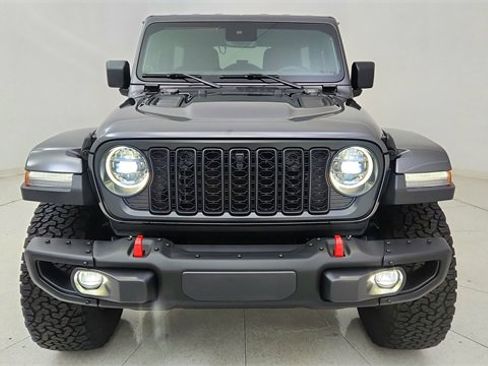 Used 2025 Jeep Wrangler Unlimited Rubicon image 13
