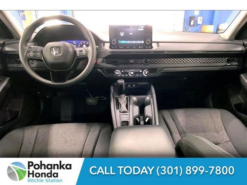 Used 2023 Honda Accord LX image 16