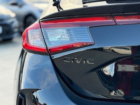 Used 2025 Honda Civic Type R image 14