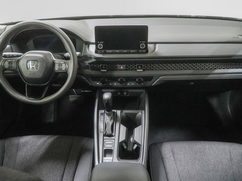 Certified 2025 Honda Accord SE image 23