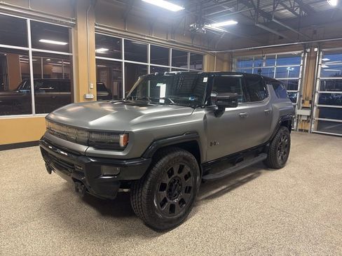 New 2026 GMC Hummer EV 3X w/ Carbon Fiber Edition Package image 3