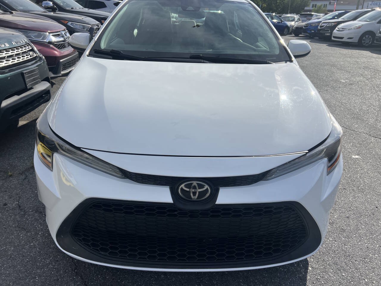 Used 2021 Toyota Corolla LE FWD image 2