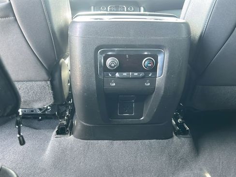 Used 2023 Chevrolet Tahoe Premier image 32