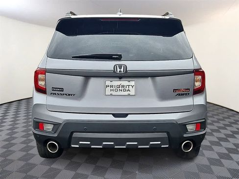Used 2023 Honda Passport TrailSport image 5