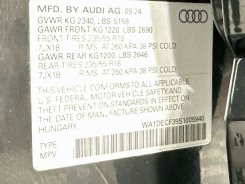 Used 2025 Audi Q3 2.0T Premium AWD/4WD image 12