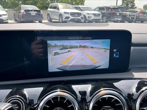 Used 2022 Mercedes-Benz CLA 250 image 24