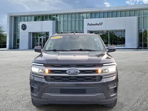 Used 2024 Ford Expedition Max XLT RWD image 2