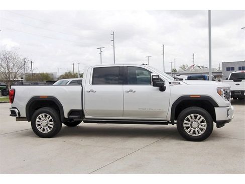 Used 2021 GMC Sierra 2500 Denali w/ Denali Ultimate Package image 5