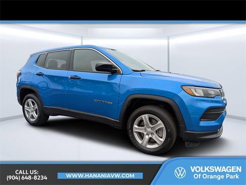 Used 2023 Jeep Compass Sport image 1