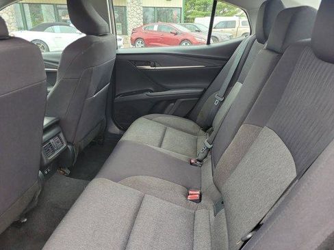 Used 2025 Toyota Camry LE FWD image 10