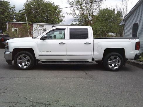 Used 2017 Chevrolet Silverado 1500 LTZ w/ Sport Package AWD/4WD image 4