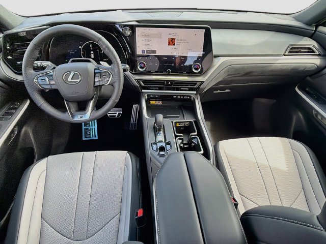 New 2026 Lexus TX 500h AWD w/ Technology Package image 17