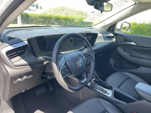 Used 2024 Buick Encore GX Sport Touring FWD image 10