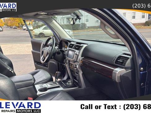 Used 2014 Toyota 4Runner Limited image 43