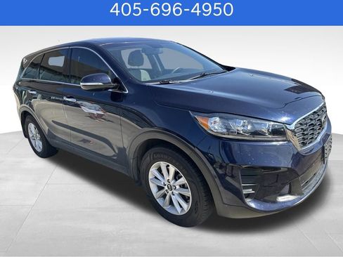 Used 2020 Kia Sorento LX FWD image 4