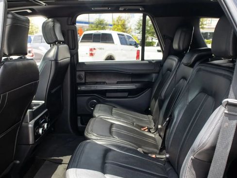 Used 2020 Ford Expedition Limited RWD image 24