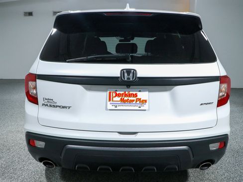 Used 2021 Honda Passport Sport image 8