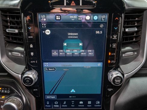 Used 2022 RAM 1500 Lone Star AWD/4WD image 17