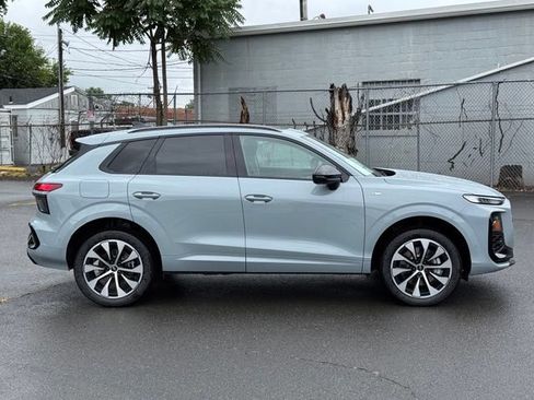 New 2026 Audi Q3 quattro 2.0T AWD/4WD image 9
