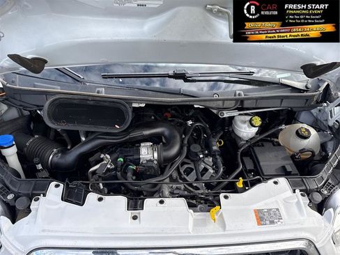 Used 2022 Ford Transit 350 XLT RWD image 9