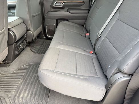 Used 2025 Chevrolet Silverado 2500 LT w/ Convenience Package AWD/4WD image 19