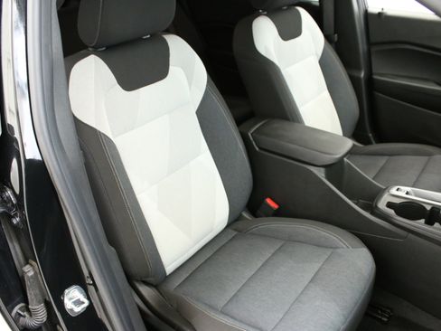 Used 2024 Chevrolet Trax LS w/ LS Convenience Package FWD image 26