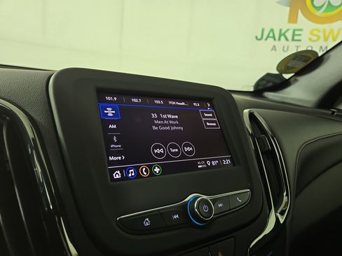 Certified 2024 Chevrolet Equinox RS FWD image 19
