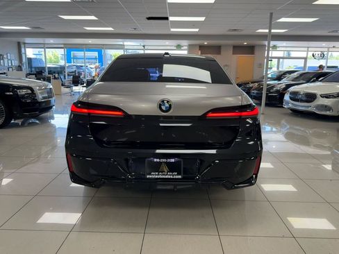Used 2024 BMW 740i w/ Premium Package RWD image 53