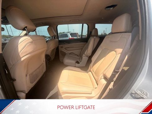 Used 2021 Jeep Grand Cherokee L Limited w/ Trailer Tow Group (B) AWD/4WD image 8