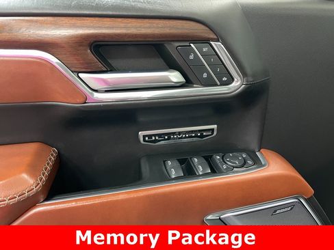 Used 2024 GMC Sierra 1500 Denali Ultimate image 9