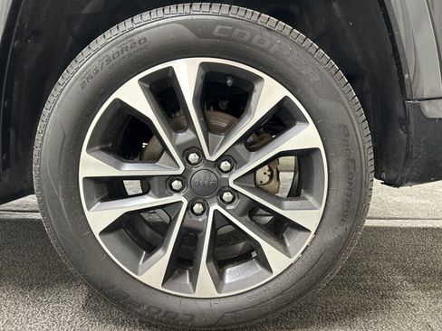 Used 2022 Jeep Grand Cherokee Overland w/ Adv Protech Group III image 7