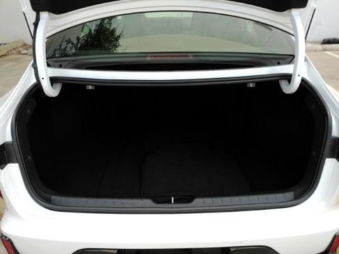 Used 2025 Kia K4 EX w/ GT-Line Premium Package FWD image 27