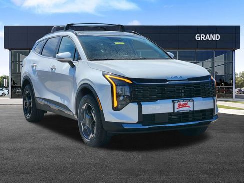 New 2026 Kia Sportage EX image 2
