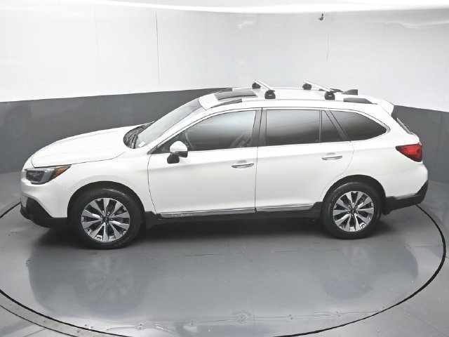 Used 2019 Subaru Outback 3.6R Touring w/ Popular Package #3A AWD/4WD image 46