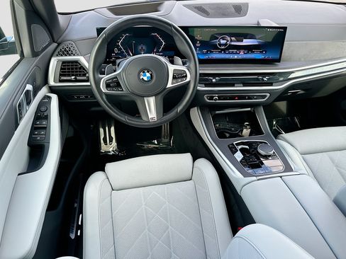 Used 2024 BMW X5 sDrive40i w/ M Sport Package RWD image 24