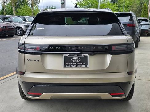 New 2026 Land Rover Range Rover Velar Dynamic SE image 6