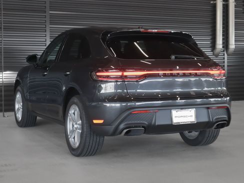 Certified 2026 Porsche Macan AWD/4WD image 3