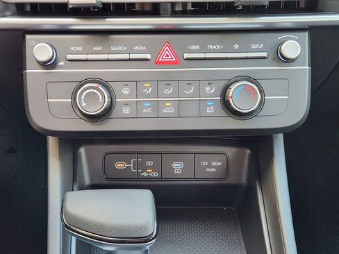 Used 2026 Hyundai Tucson SE FWD image 16