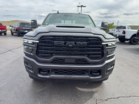 New 2026 RAM 2500 Laramie AWD/4WD image 2