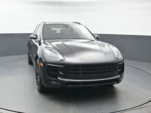 Used 2017 Porsche Macan GTS image 9