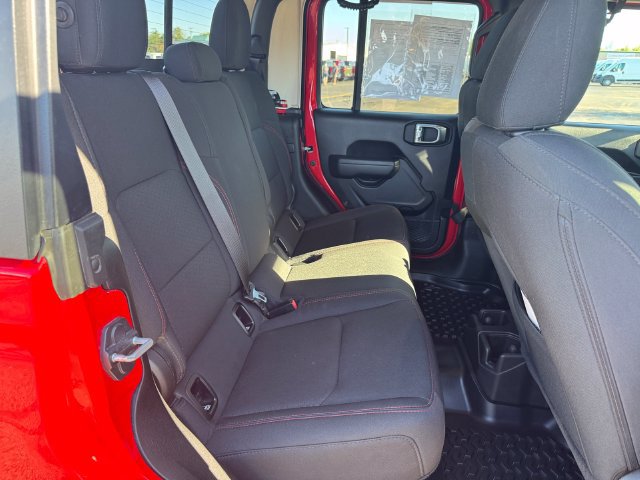Certified 2023 Jeep Gladiator Rubicon w/ Cold Weather Group AWD/4WD image 16