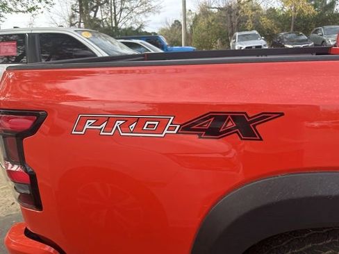Certified 2025 Nissan Frontier PRO-4X w/ Pro Convenience Package image 3