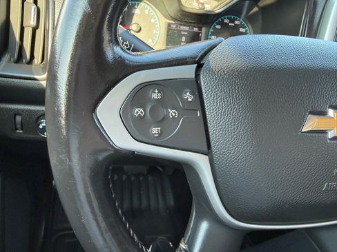 Used 2022 Chevrolet Colorado LT w/ Fleet Safety Package image 19