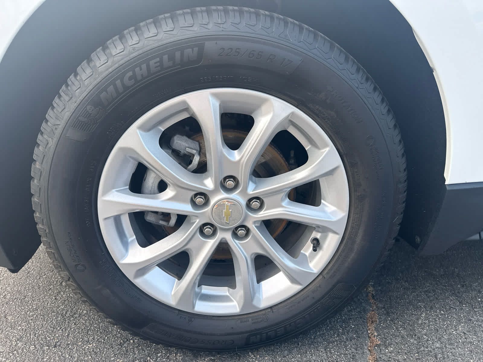 Used 2020 Chevrolet Equinox LT FWD image 9