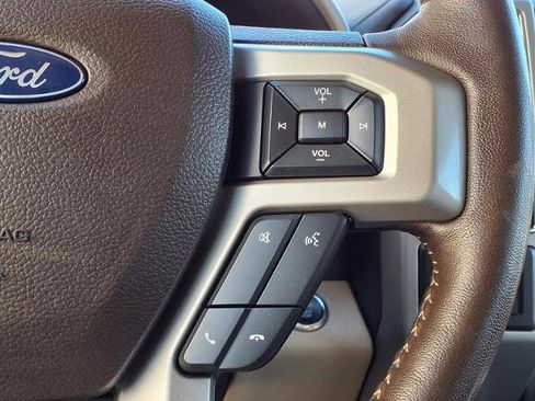 Used 2019 Ford F150 Lariat RWD image 13