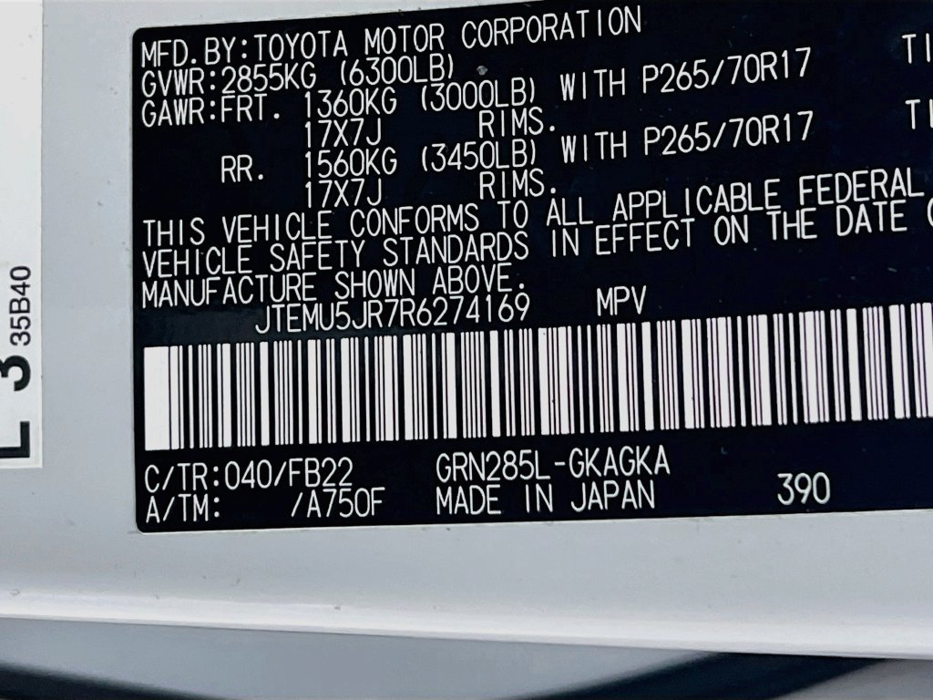 Certified 2024 Toyota 4Runner SR5 AWD/4WD image 29