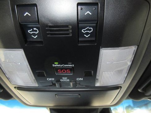 Used 2021 Lexus GX 460 Premium w/ Premium Plus Package AWD/4WD image 28