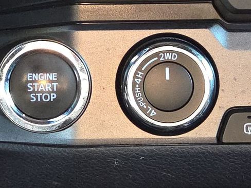 Used 2023 Toyota Tacoma TRD Off-Road image 20